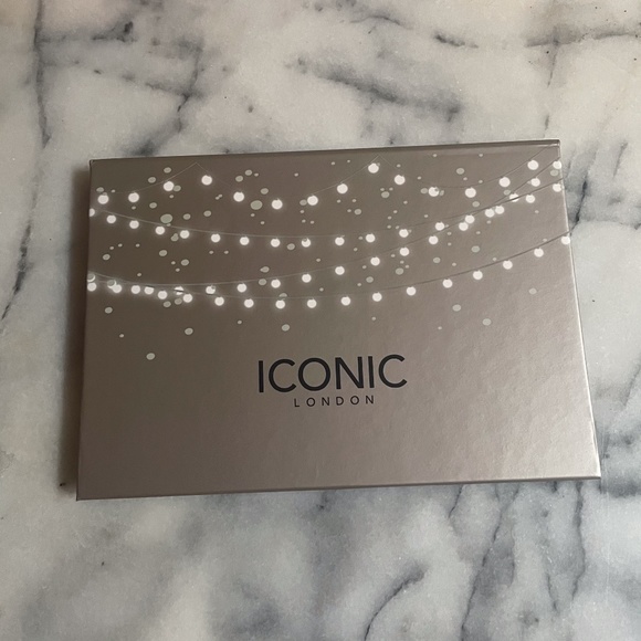 iconic london blaze chaser face palette - Picture 3 of 4